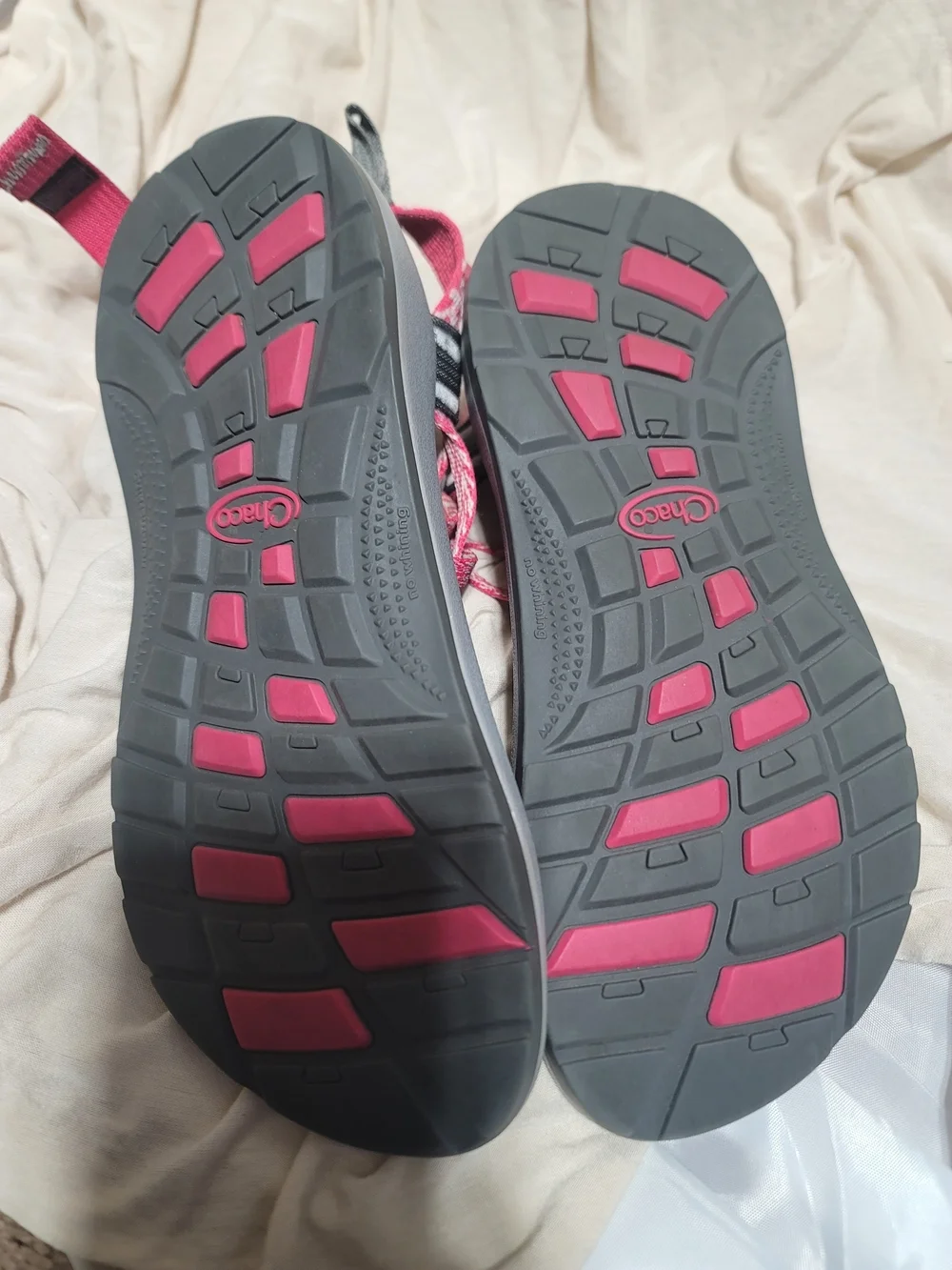 Chaco Z/Cloud X2 Sandals Pink White Strappy Size 5 Women's EUC